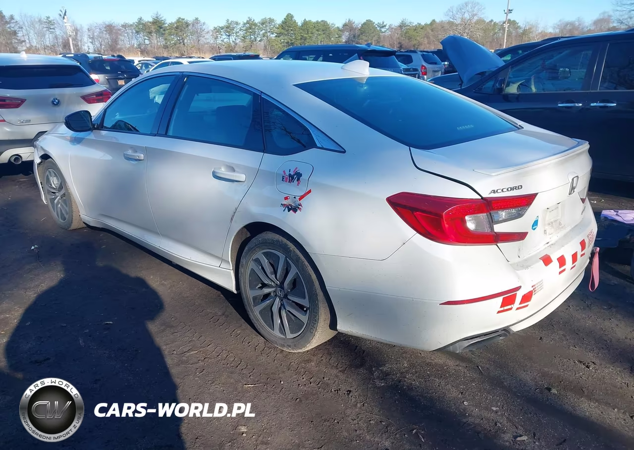 2020 Honda Accord Sport VIN:1HGCV1F3XLA111824 - 3