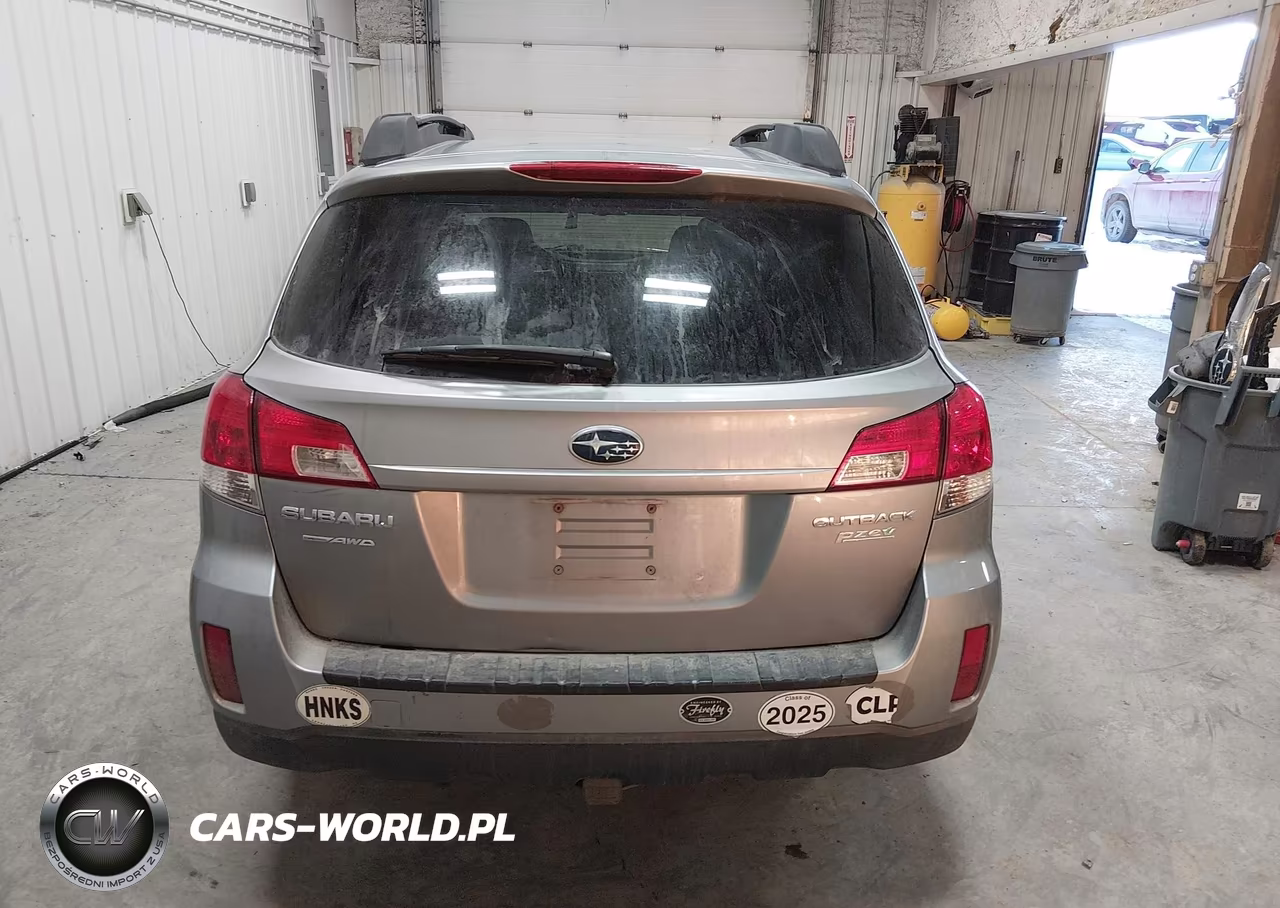 2011 Subaru Outback 2.5I Premium VIN:4S4BRBCC3B3330177 - 16