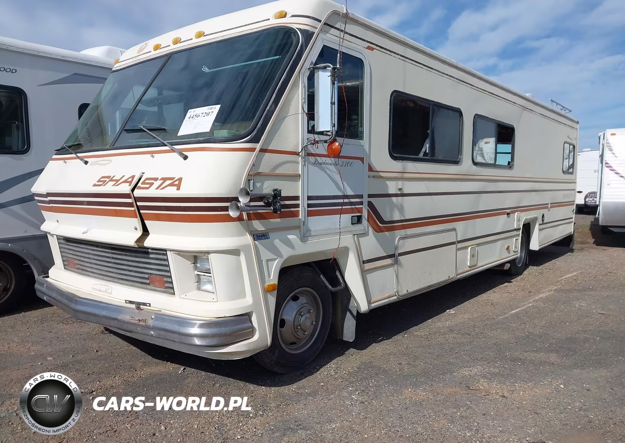 1985 Chevrolet Shasta Roadmaster 3300 VIN:1GBKP37W4F3326993 - 2
