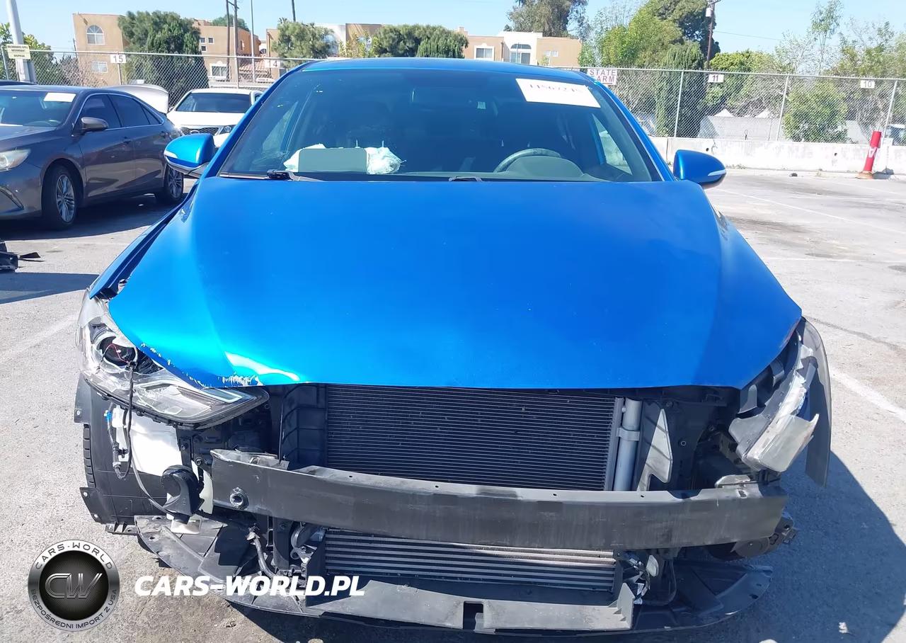 2018 Hyundai Elantra Sport VIN:KMHD04LB2JU498732 - 13