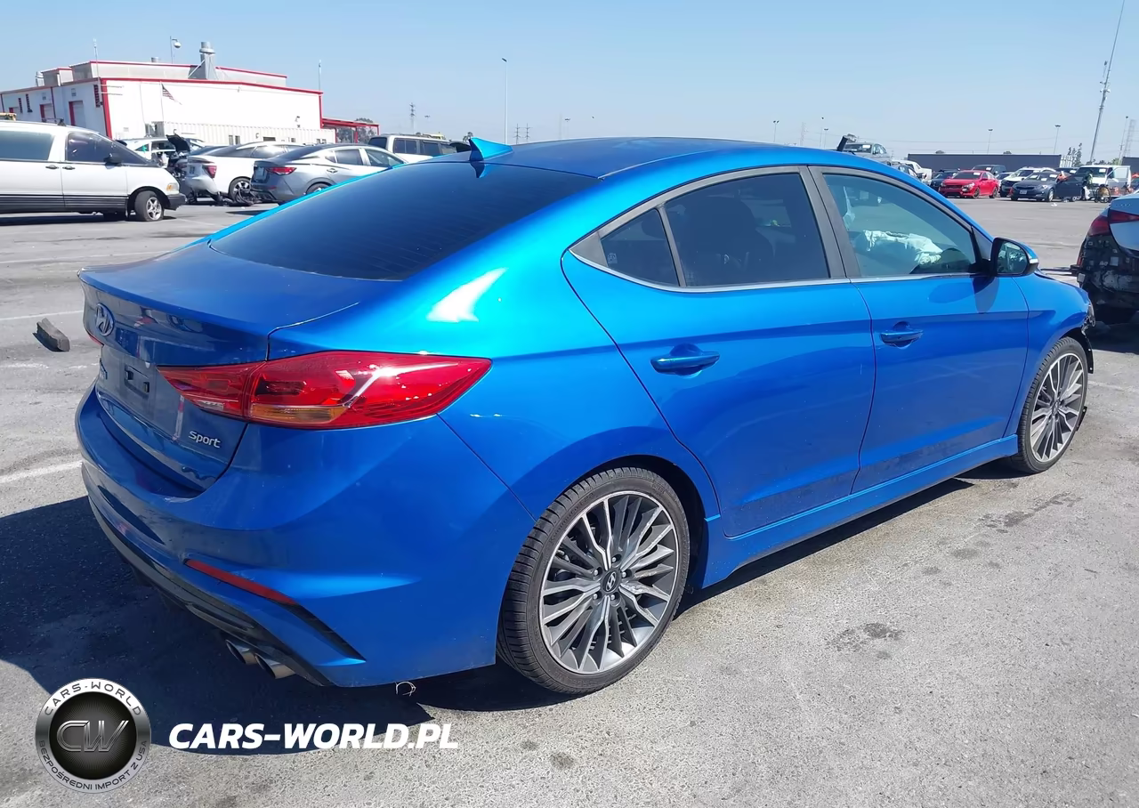 2018 Hyundai Elantra Sport VIN:KMHD04LB2JU498732 - 4