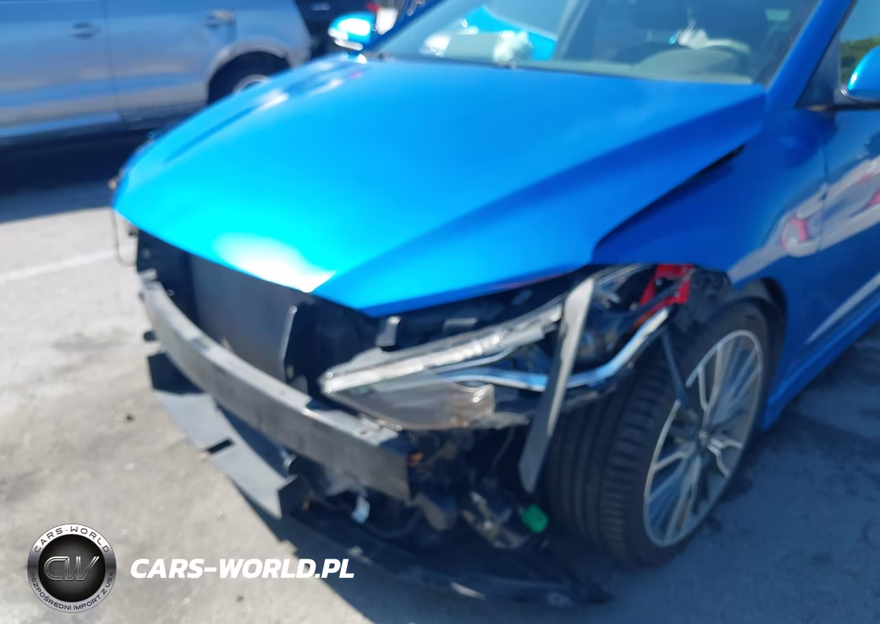 2018 Hyundai Elantra Sport VIN:KMHD04LB2JU498732 - 6