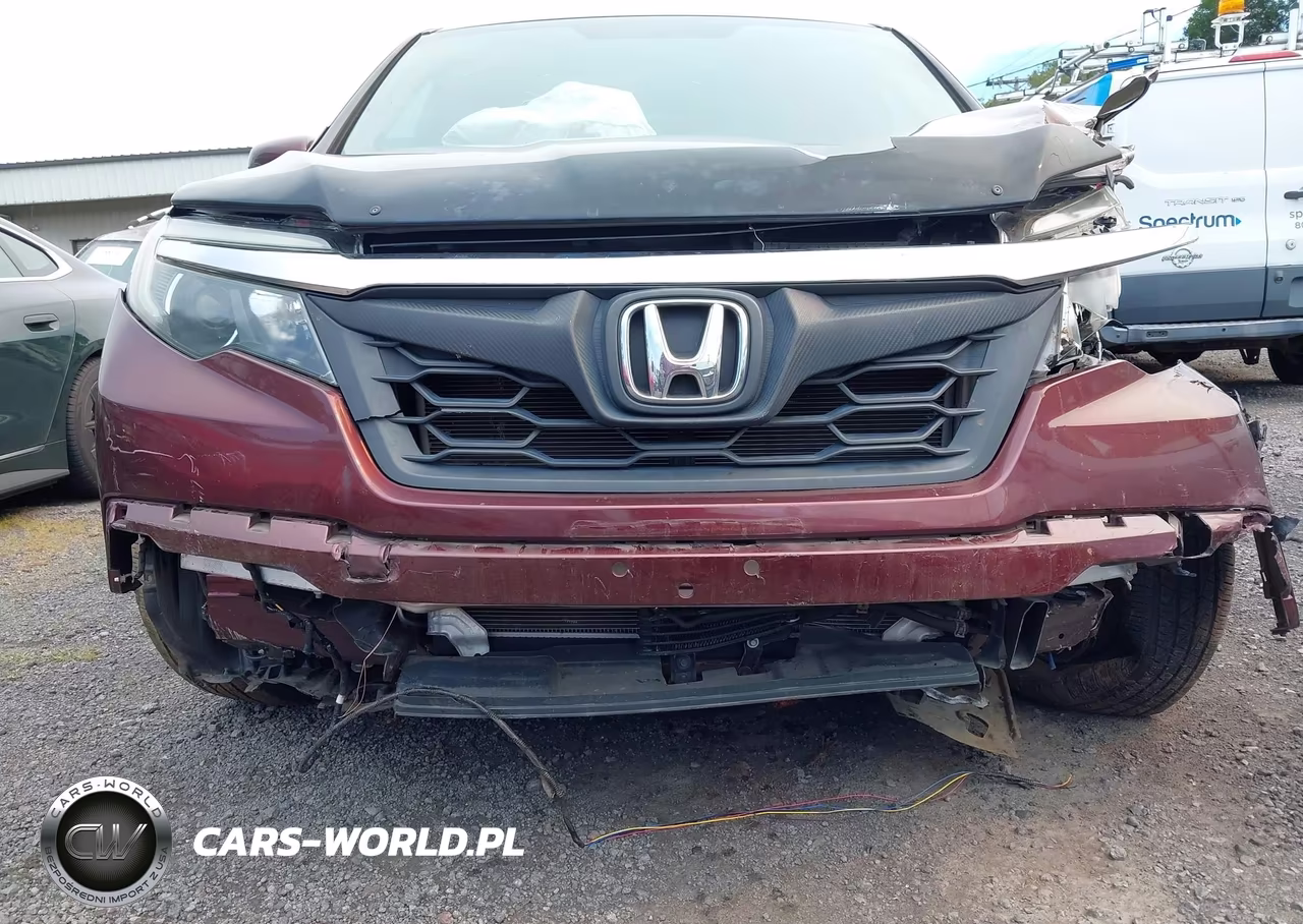 2017 Honda Ridgeline Rtl VIN:5FPYK3F57HB006013 - 18