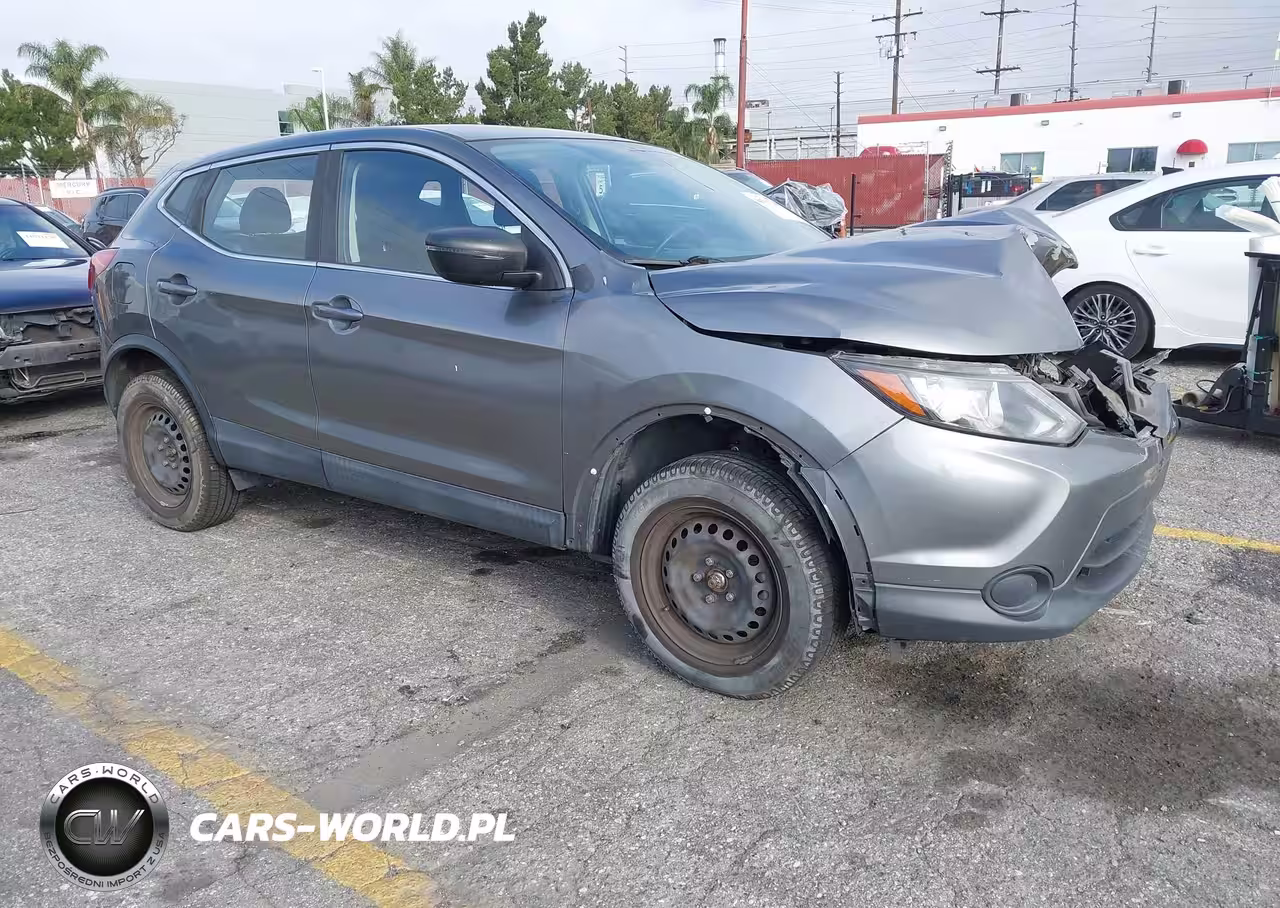 2018 Nissan Rogue Sport S