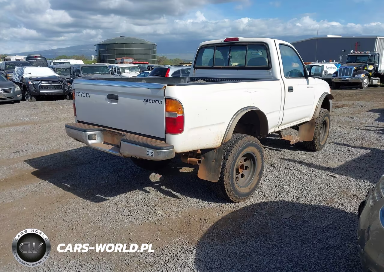 2000 Toyota Tacoma VIN:5TEPM62N0YZ700028 - 4