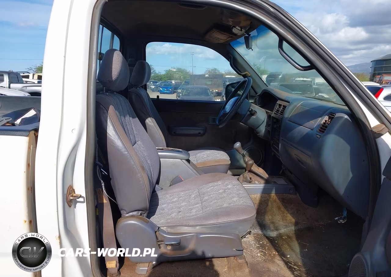 2000 Toyota Tacoma VIN:5TEPM62N0YZ700028 - 5