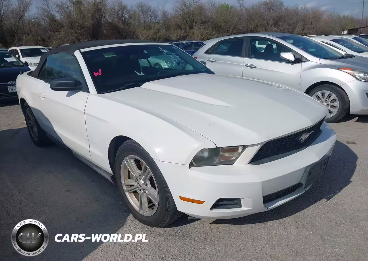 2012 Ford Mustang V6