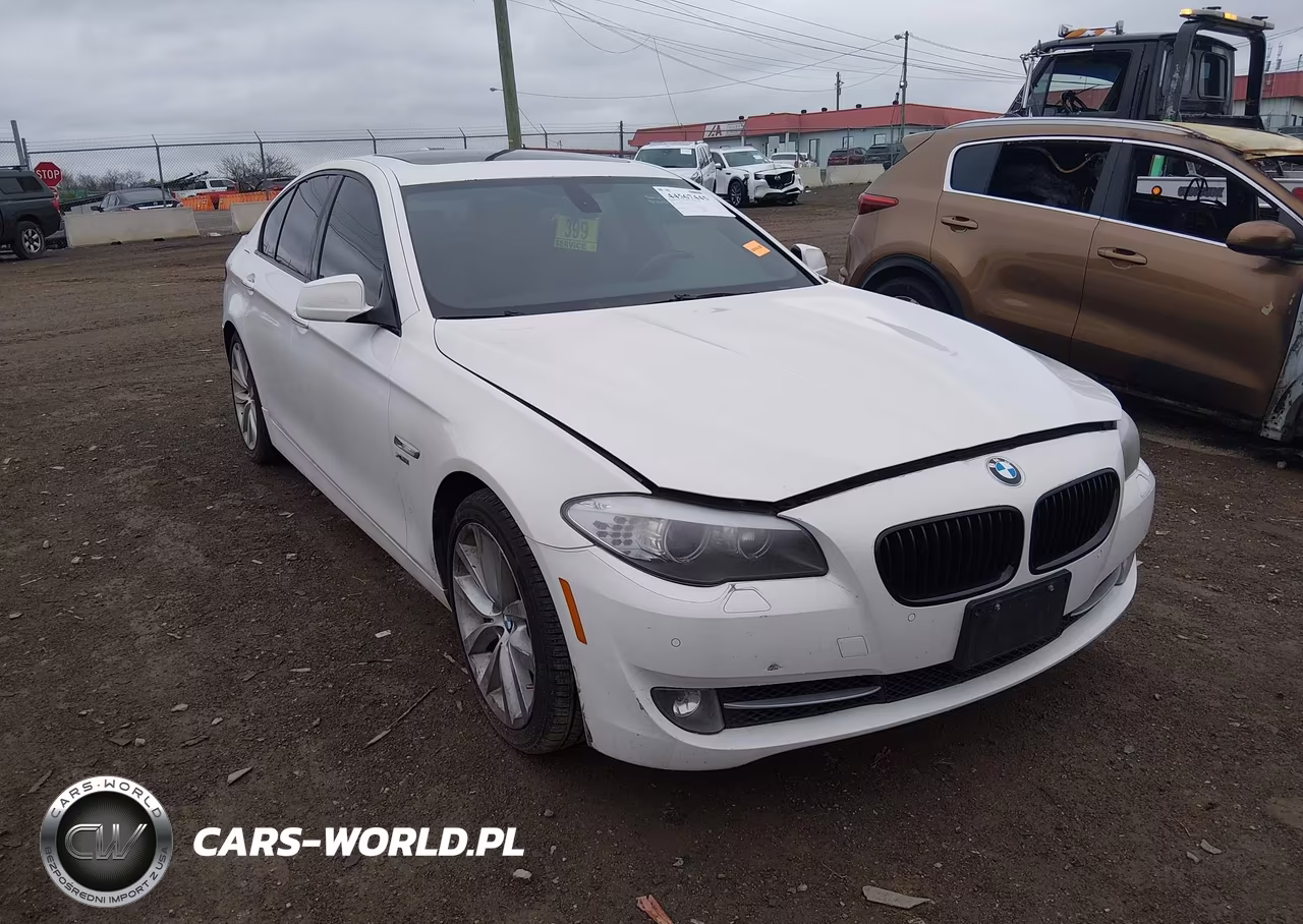 2011 BMW 535I xDrive – zdjęcie 1 z 17