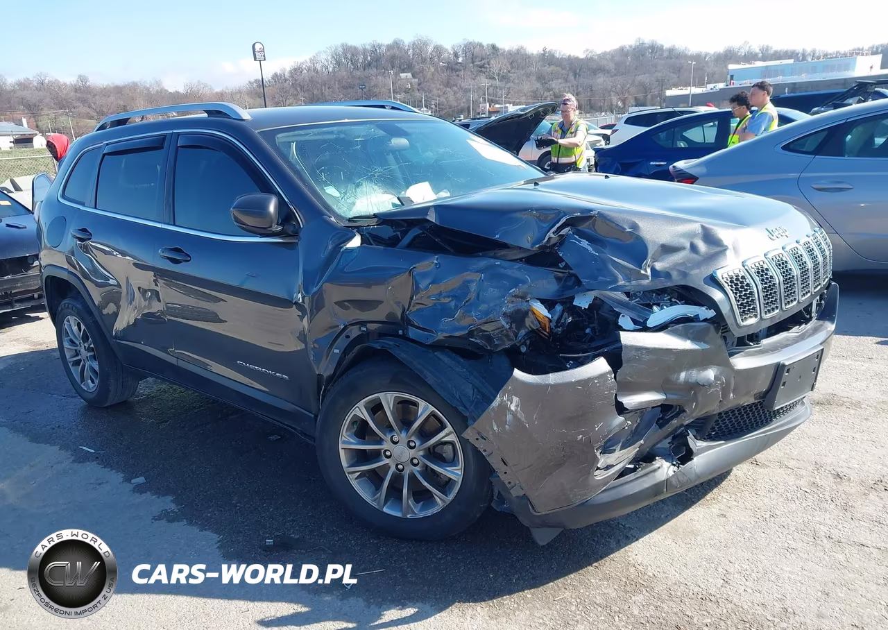 2019 Jeep Cherokee Latitude Plus Fwd