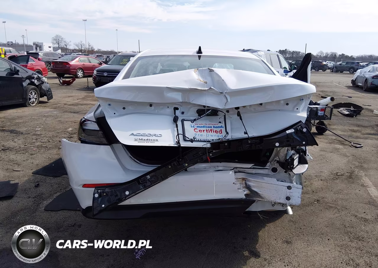 2025 Honda Accord Se VIN:1HGCY1F4XSA000379 - 16