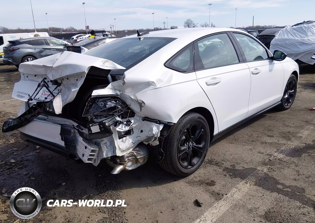 2025 Honda Accord Se VIN:1HGCY1F4XSA000379 - 4