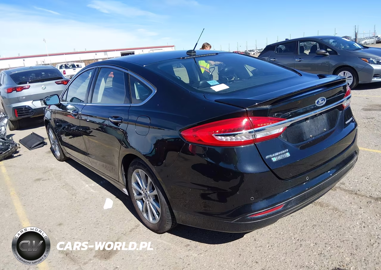 2017 Ford Fusion Energi Platinum-Titanium VIN:3FA6P0SU8HR288955 - 3