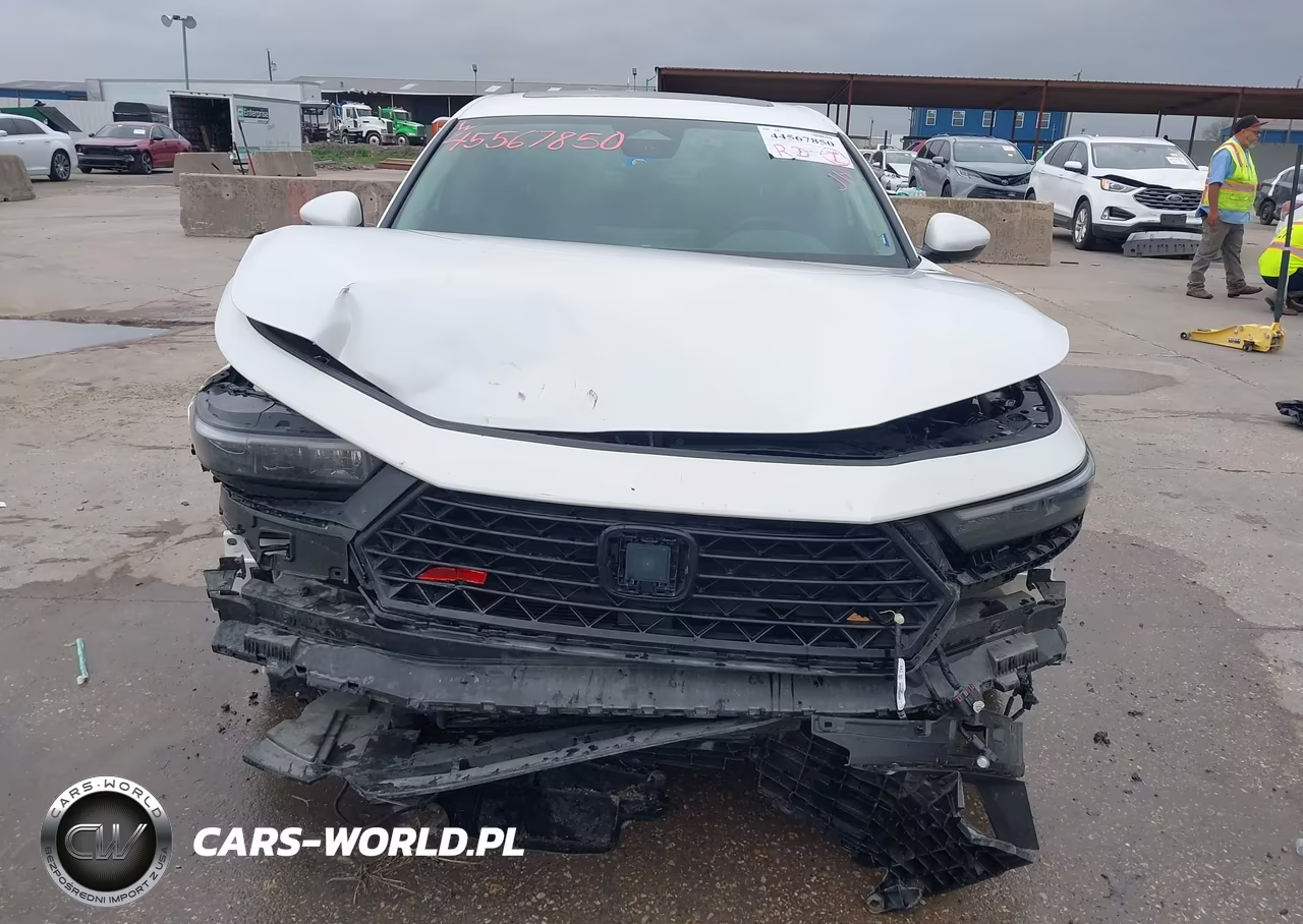 2024 Honda Accord Hybrid Touring VIN:1HGCY2F80RA009143 - 13
