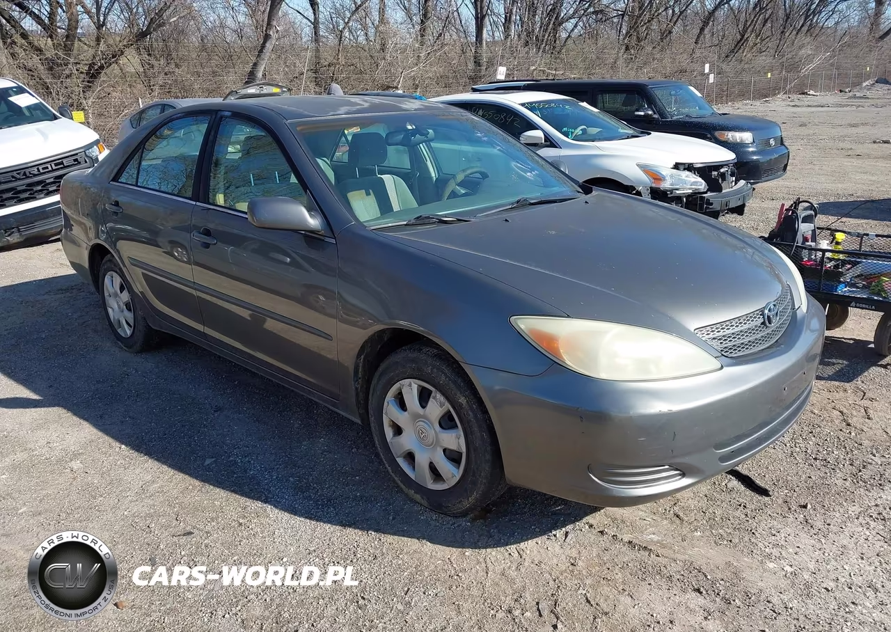 2004 Toyota Camry Le