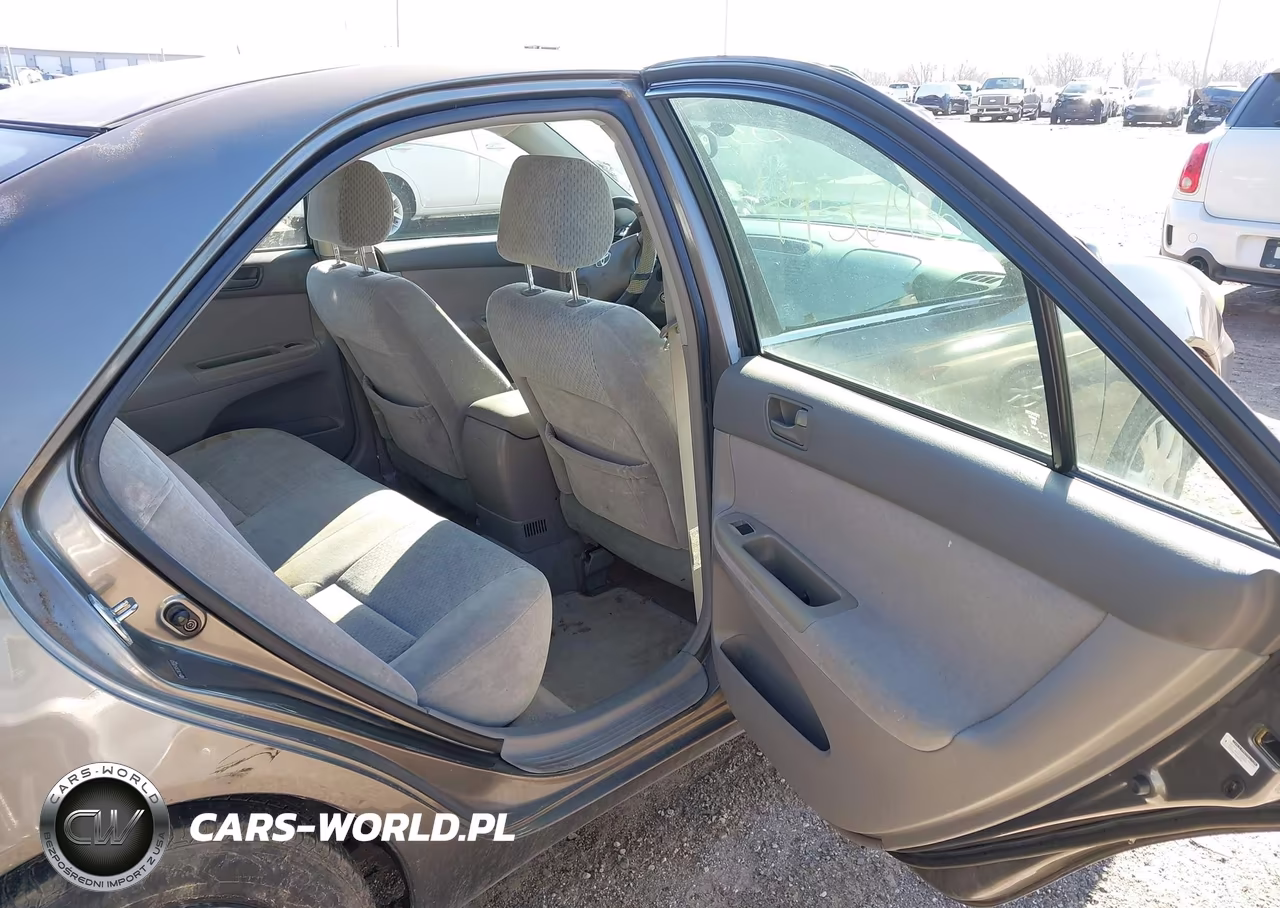 2004 Toyota Camry Le VIN:4T1BE32K54U897403 - 8