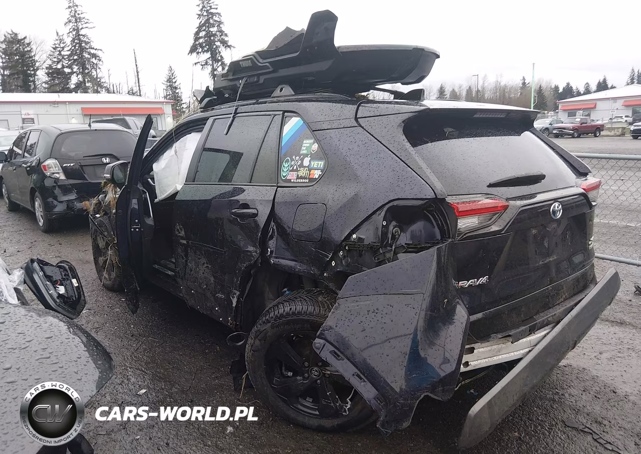 2020 Toyota Rav4 Hybrid Xse VIN:4T3EWRFV0LU006084 - 3