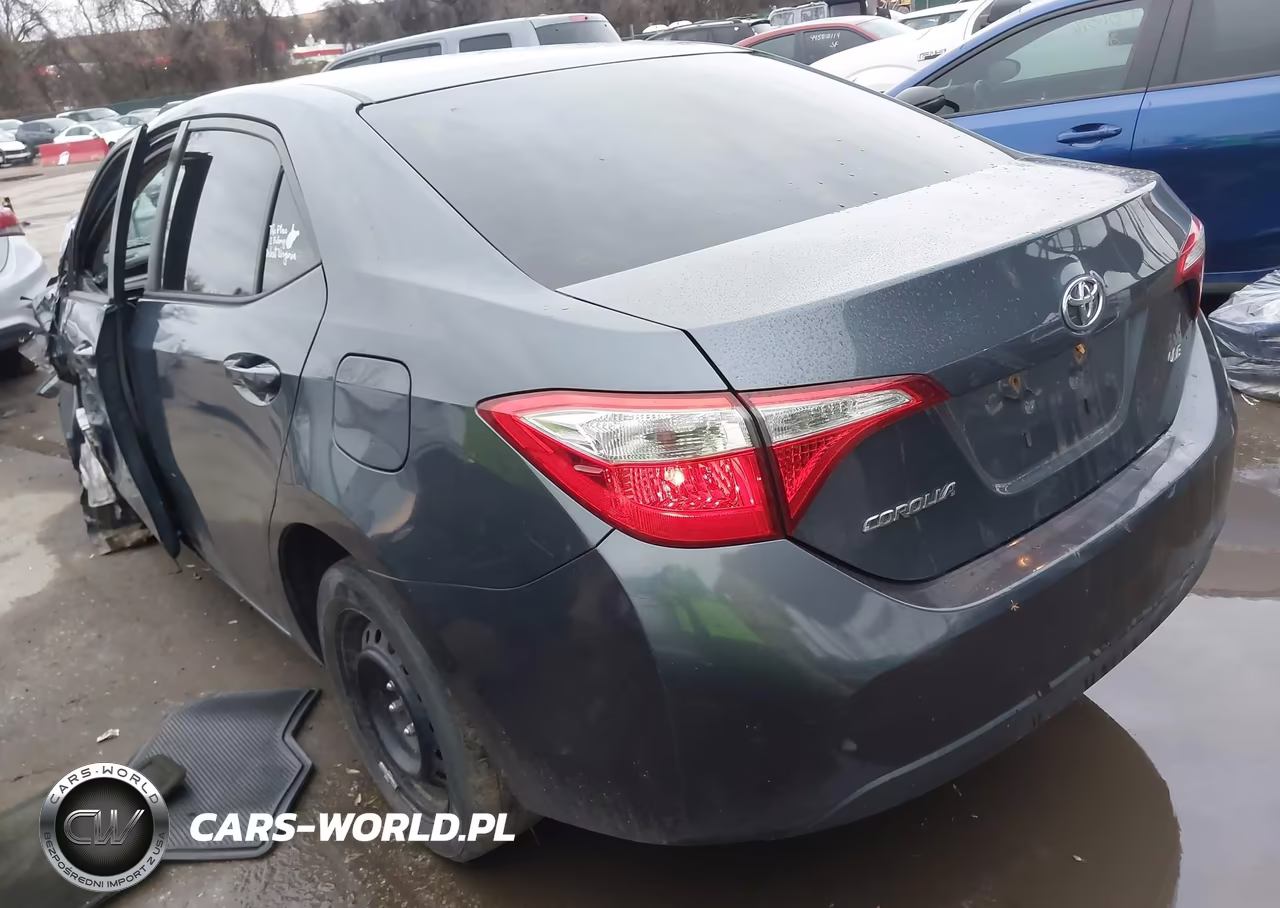 2016 Toyota Corolla Le VIN:2T1BURHE1GC493060 - 3