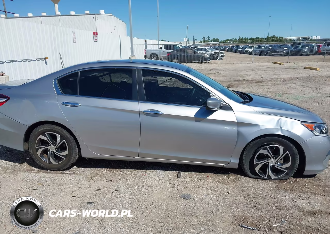 2017 Honda Accord Lx VIN:1HGCR2F30HA015573 - 13