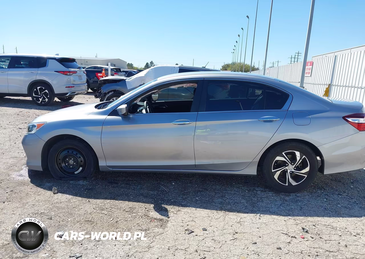 2017 Honda Accord Lx VIN:1HGCR2F30HA015573 - 14
