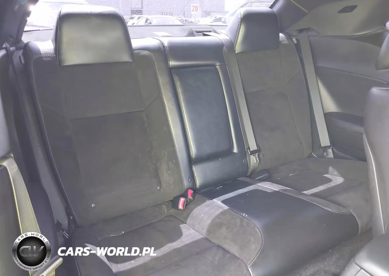 2018 Dodge Challenger Sxt Plus VIN:2C3CDZAG3JH232949 - 8