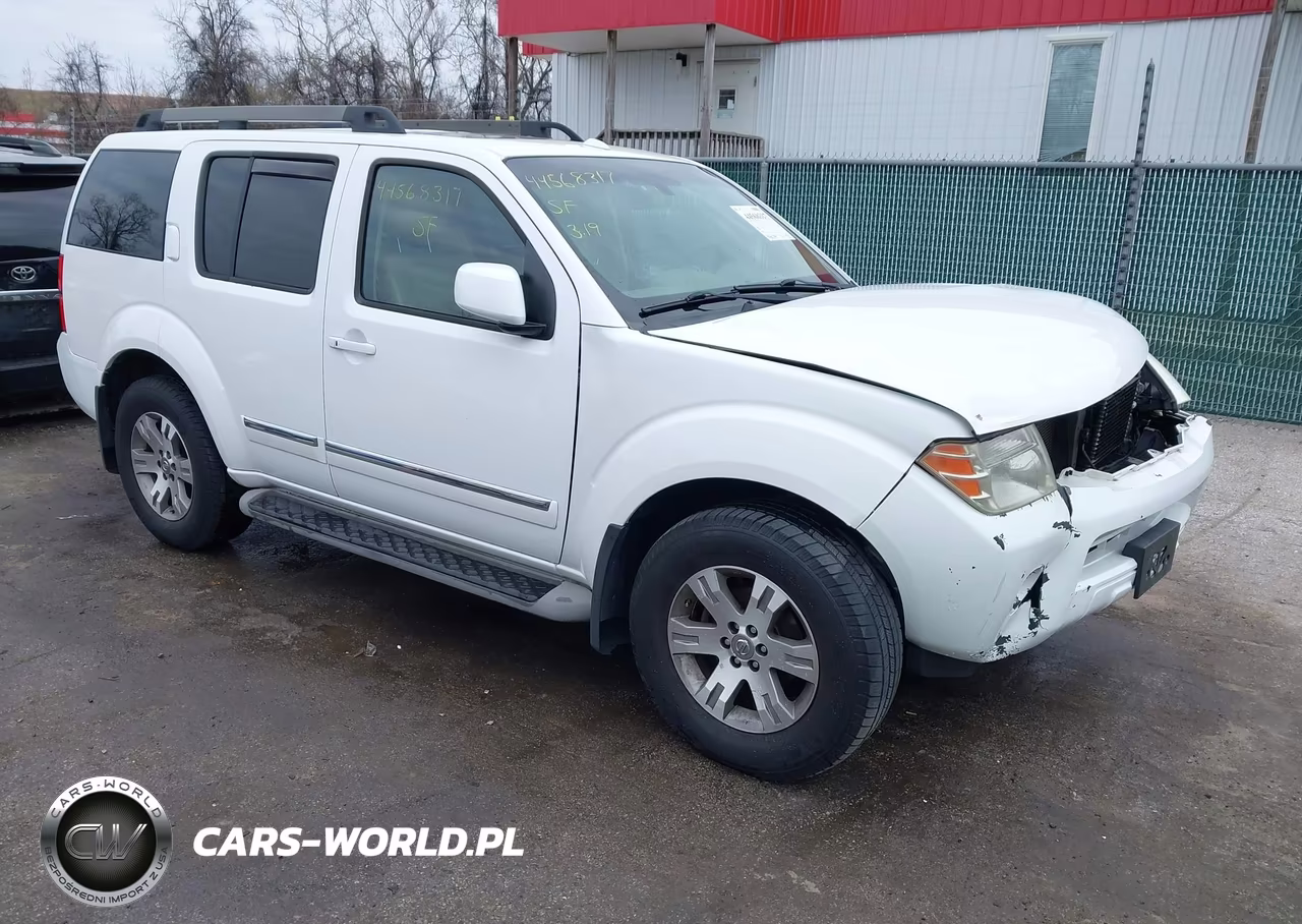 2012 Nissan Pathfinder Silver