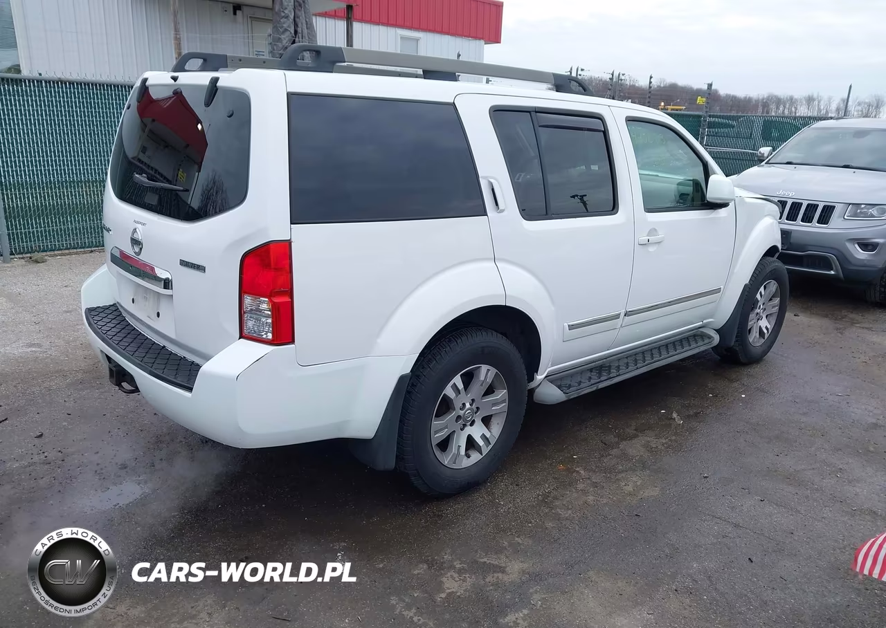 2012 Nissan Pathfinder Silver VIN:5N1AR1NB3CC626991 - 4