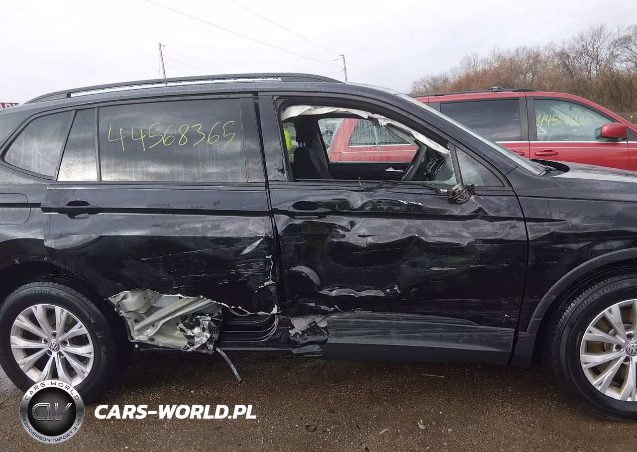 2018 Volkswagen Tiguan 2.0T S VIN:3VV0B7AX6JM132520 - 13