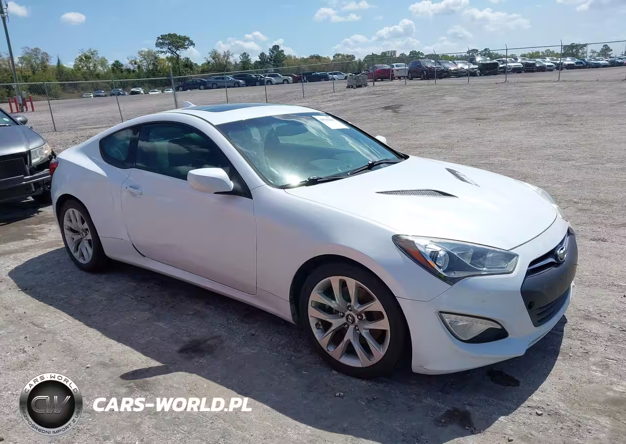 2014 Hyundai Genesis 2.0T Premium