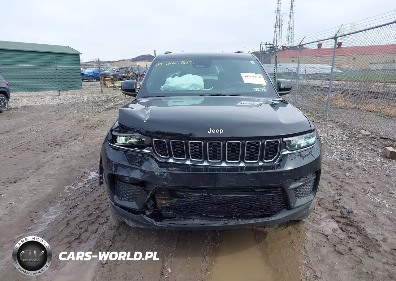 2024 Jeep Grand Cherokee Laredo 4X4 VIN:1C4RJHAG6RC212279 - 12