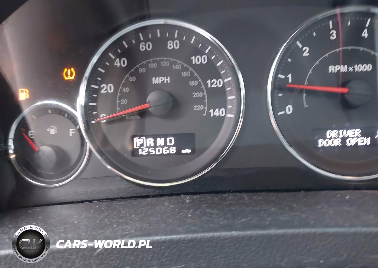 2008 Jeep Grand Cherokee Laredo VIN:1J8GR48K18C226777 - 7