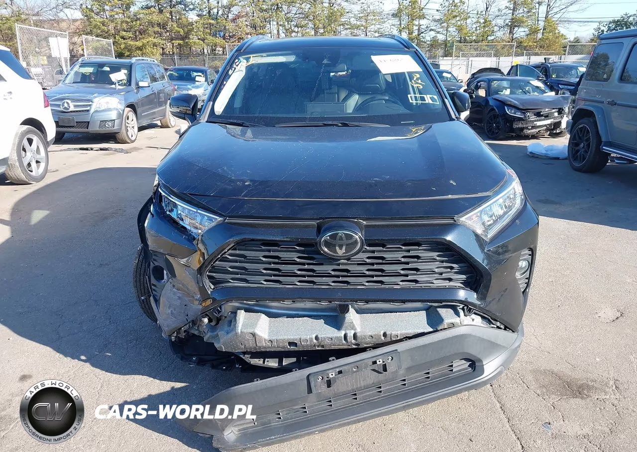 2021 Toyota Rav4 Xle Premium VIN:2T3A1RFV1MC168144 - 12