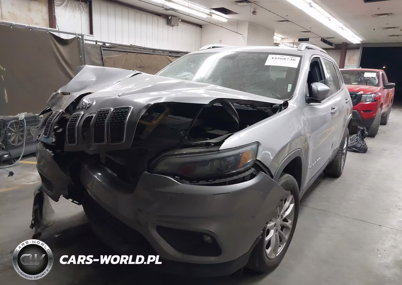 2019 Jeep Cherokee Latitude 4X4 VIN:1C4PJMCX5KD101932 - 2