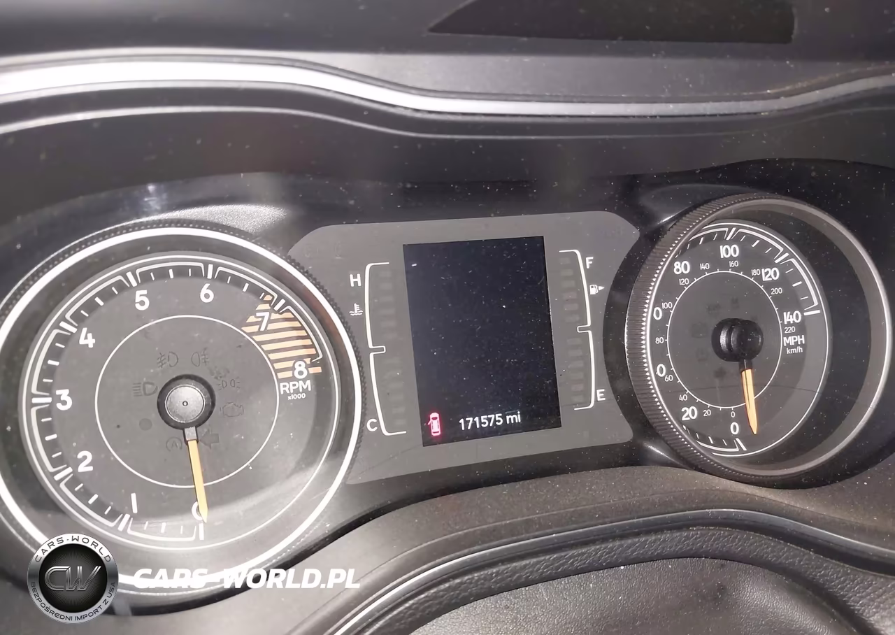 2019 Jeep Cherokee Latitude 4X4 VIN:1C4PJMCX5KD101932 - 7