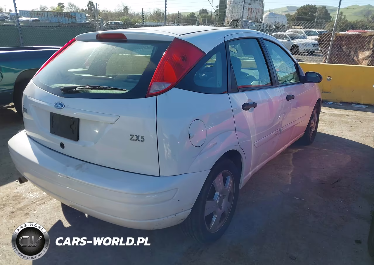 2003 Ford Focus Zx5 VIN:3FAFP37Z53R171154 - 4
