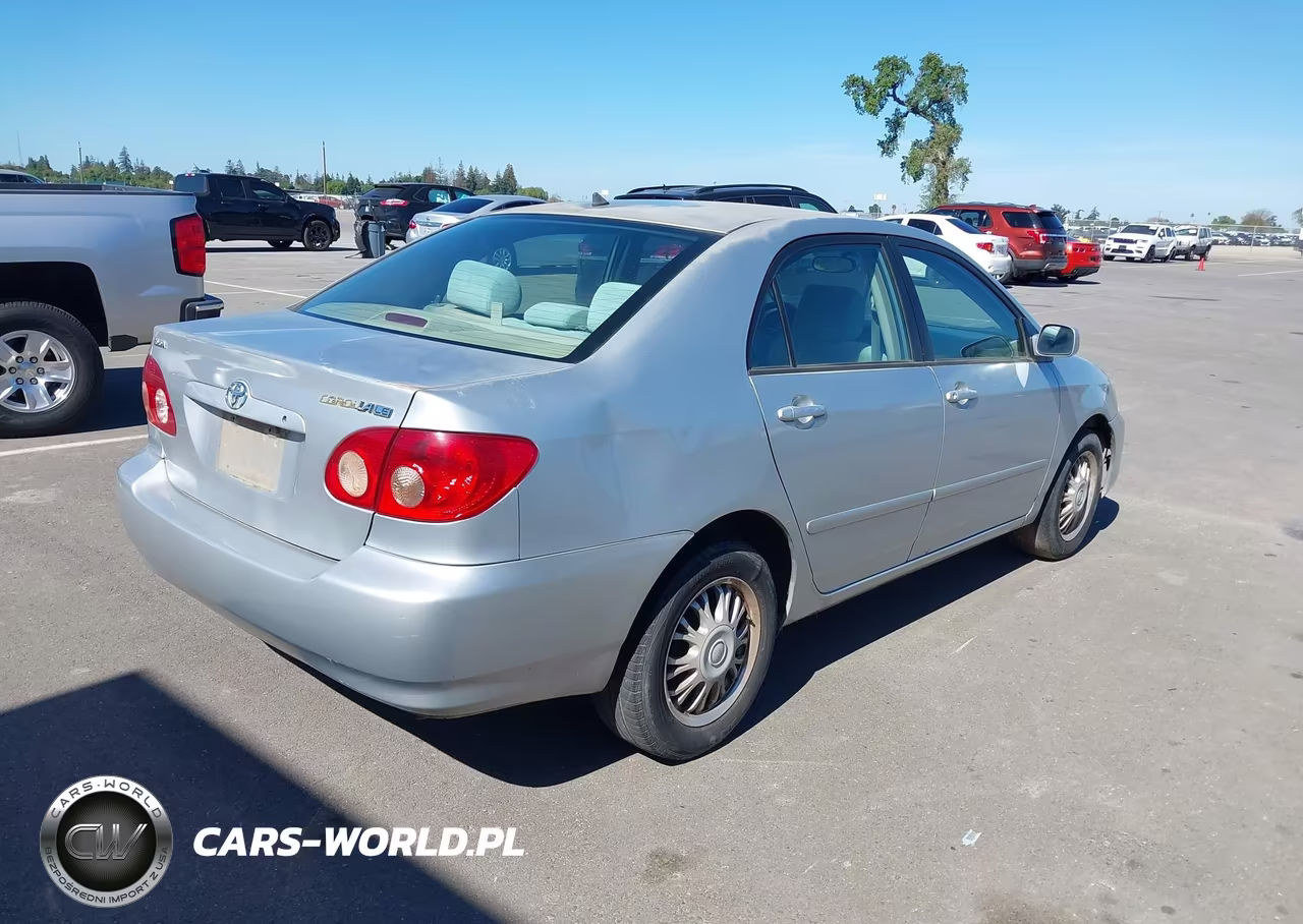 2007 Toyota Corolla Le VIN:1NXBR32E37Z817065 - 4