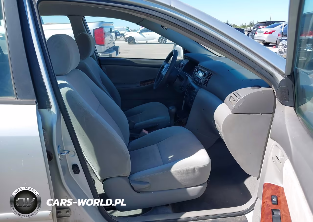 2007 Toyota Corolla Le VIN:1NXBR32E37Z817065 - 5