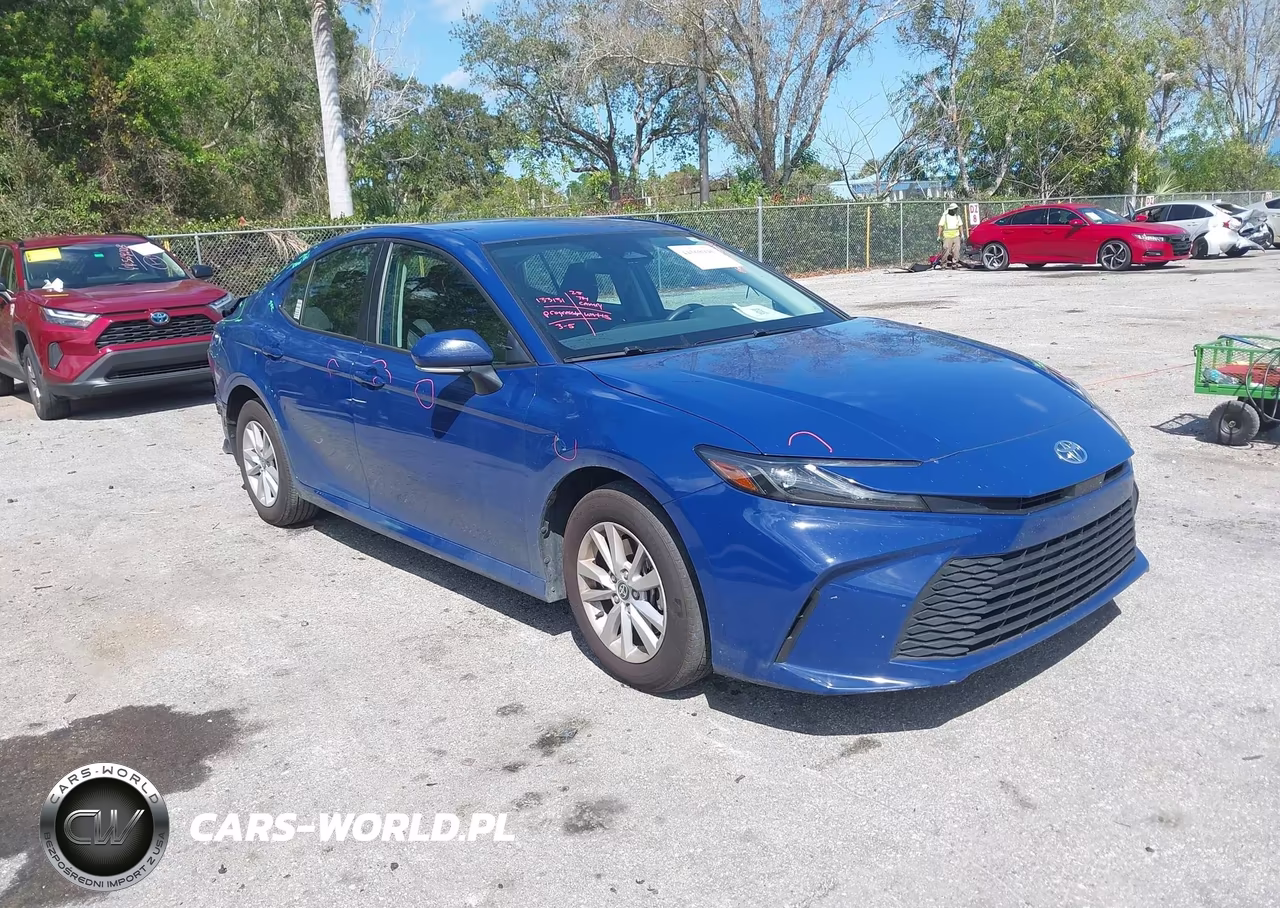 2025 Toyota Camry Le