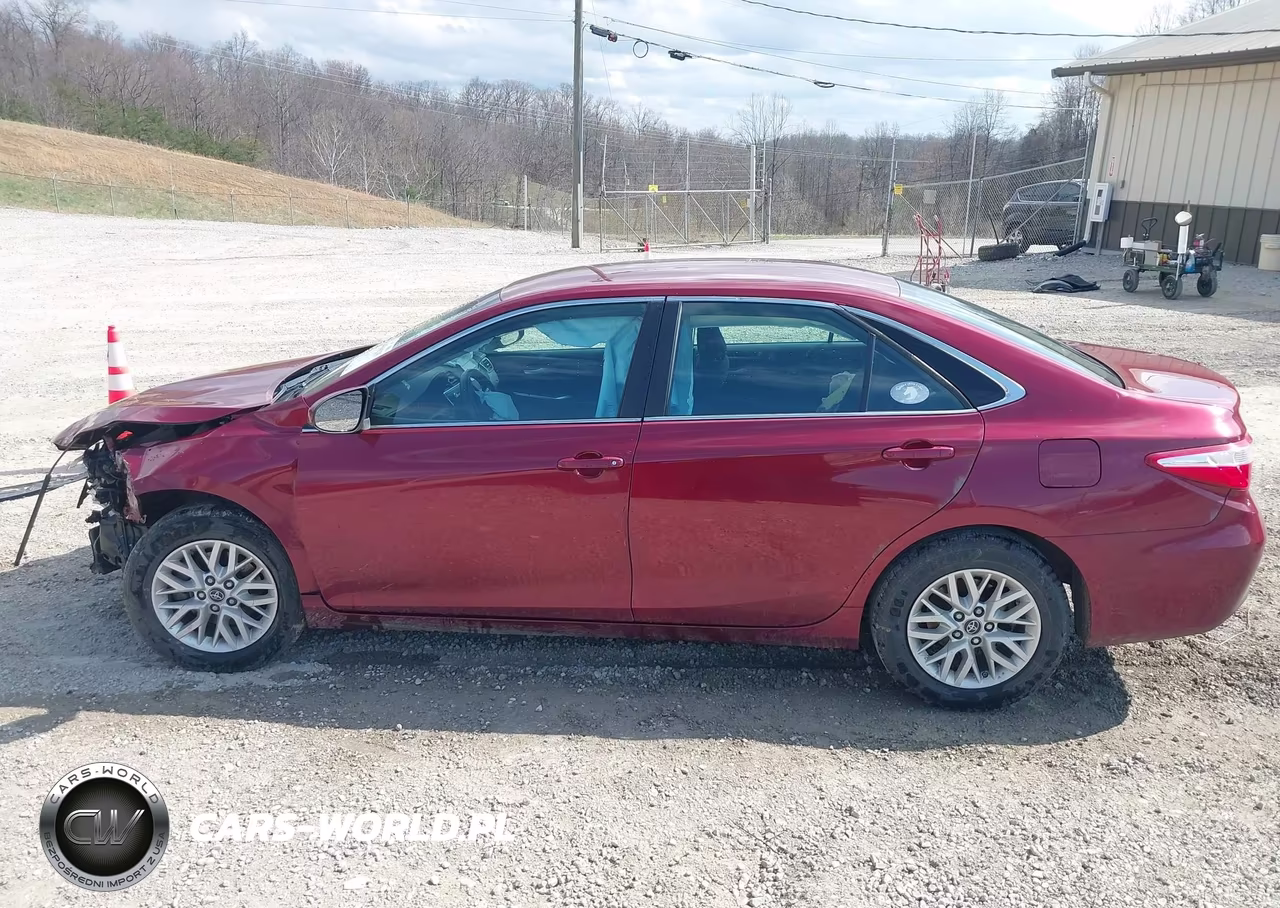 2017 Toyota Camry Le VIN:4T1BF1FK3HU674066 - 15