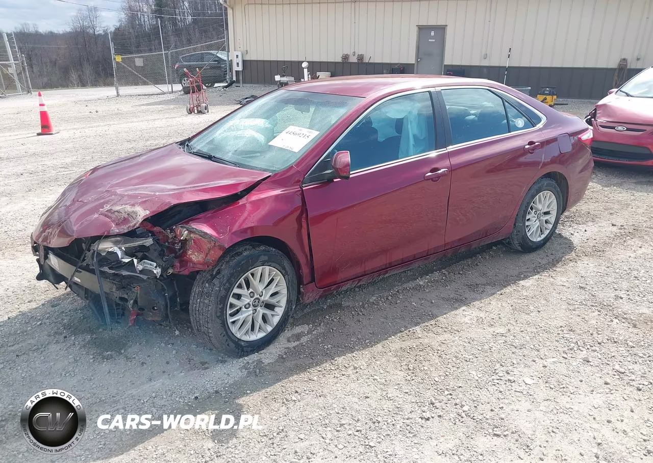 2017 Toyota Camry Le VIN:4T1BF1FK3HU674066 - 2