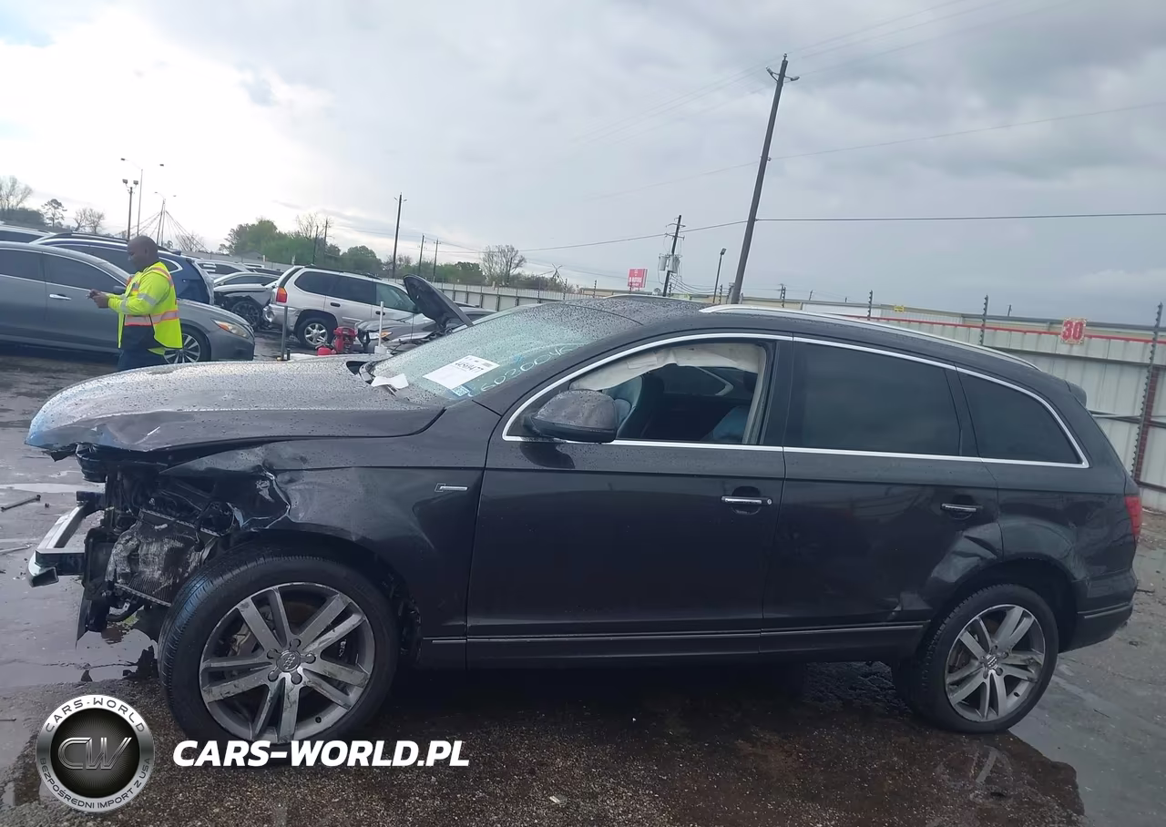 2015 Audi Q7 3.0T Premium VIN:WA1LGAFE0FD007737 - 14