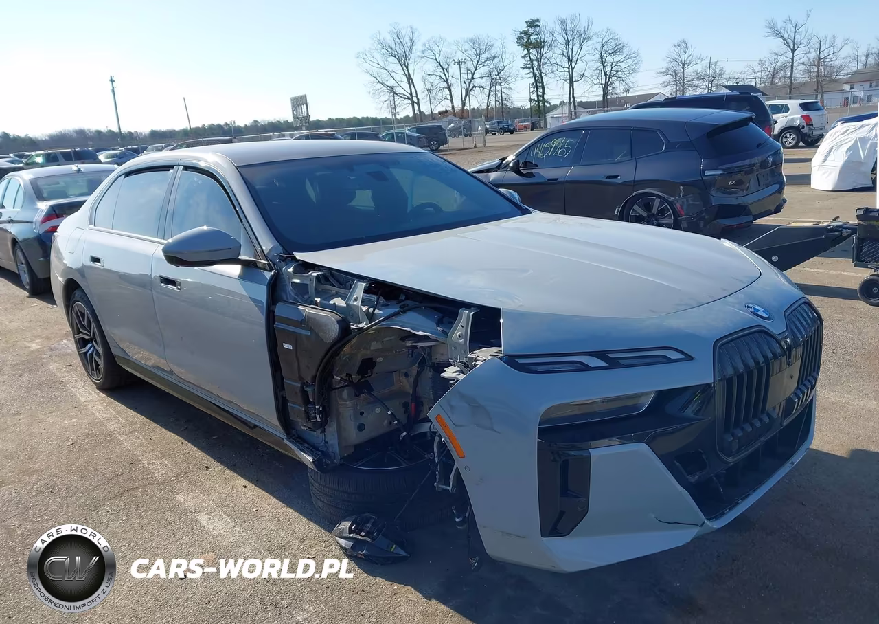 2026 BMW 740I xDrive – zdjęcie 1 z 17