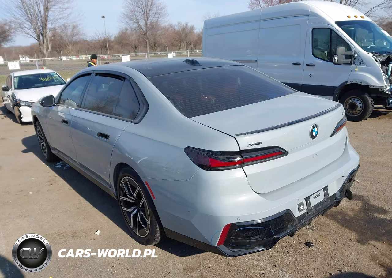 2026 BMW 740I xDrive VIN:WBA33EH05TCW02916 - 3