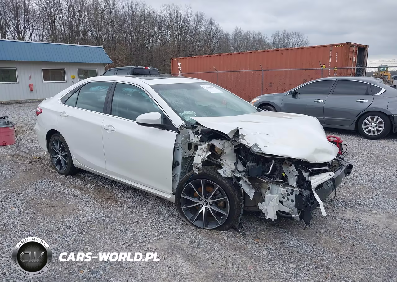 2016 Toyota Camry Xse – zdjęcie 1 z 16