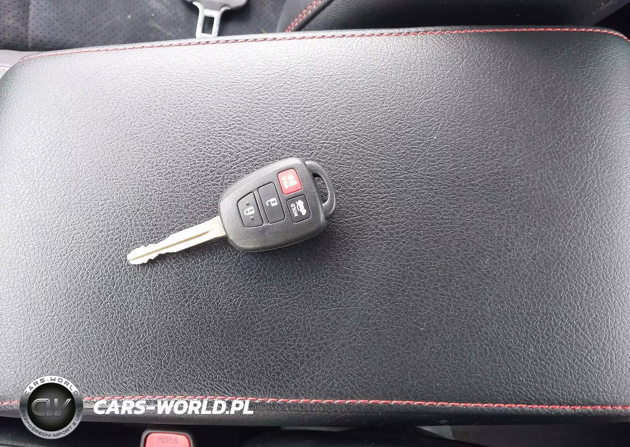 2016 Toyota Camry Xse VIN:4T1BF1FK7GU131642 - 11