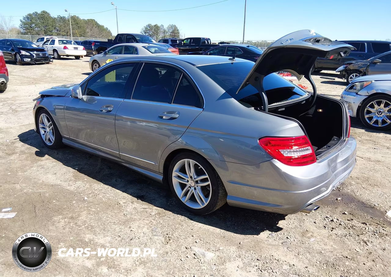 2014 Mercedes-Benz C 250 Sport VIN:WDDGF4HB3ER312414 - 3