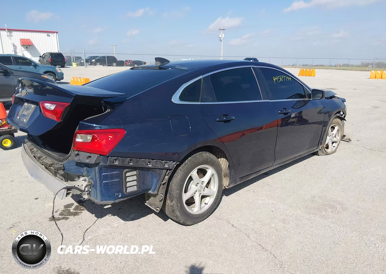 2017 Chevrolet Malibu Ls VIN:1G1ZB5ST6HF142943 - 4