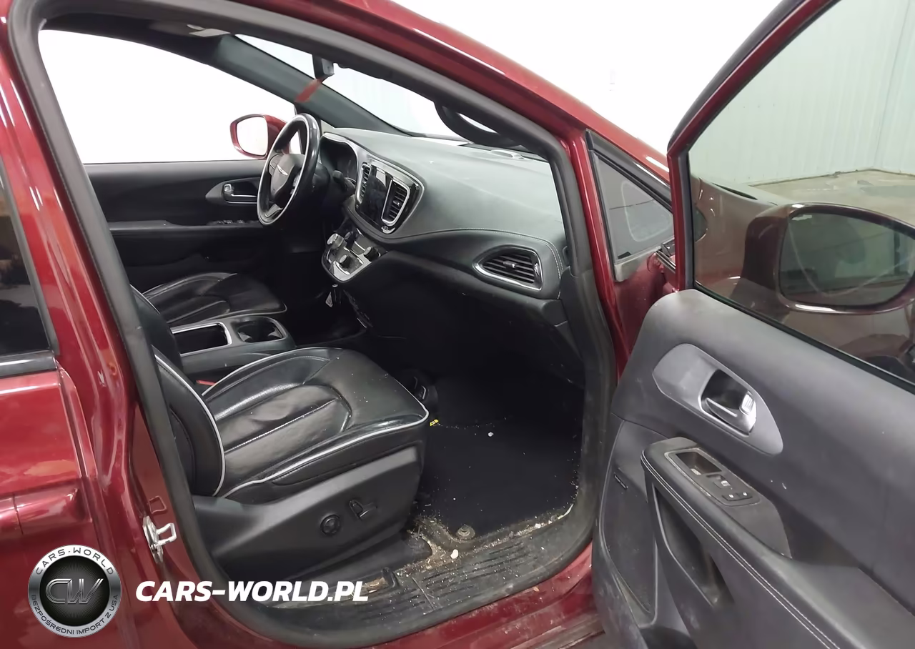 2020 Chrysler Pacifica Hybrid Limited VIN:2C4RC1N7XLR146703 - 5