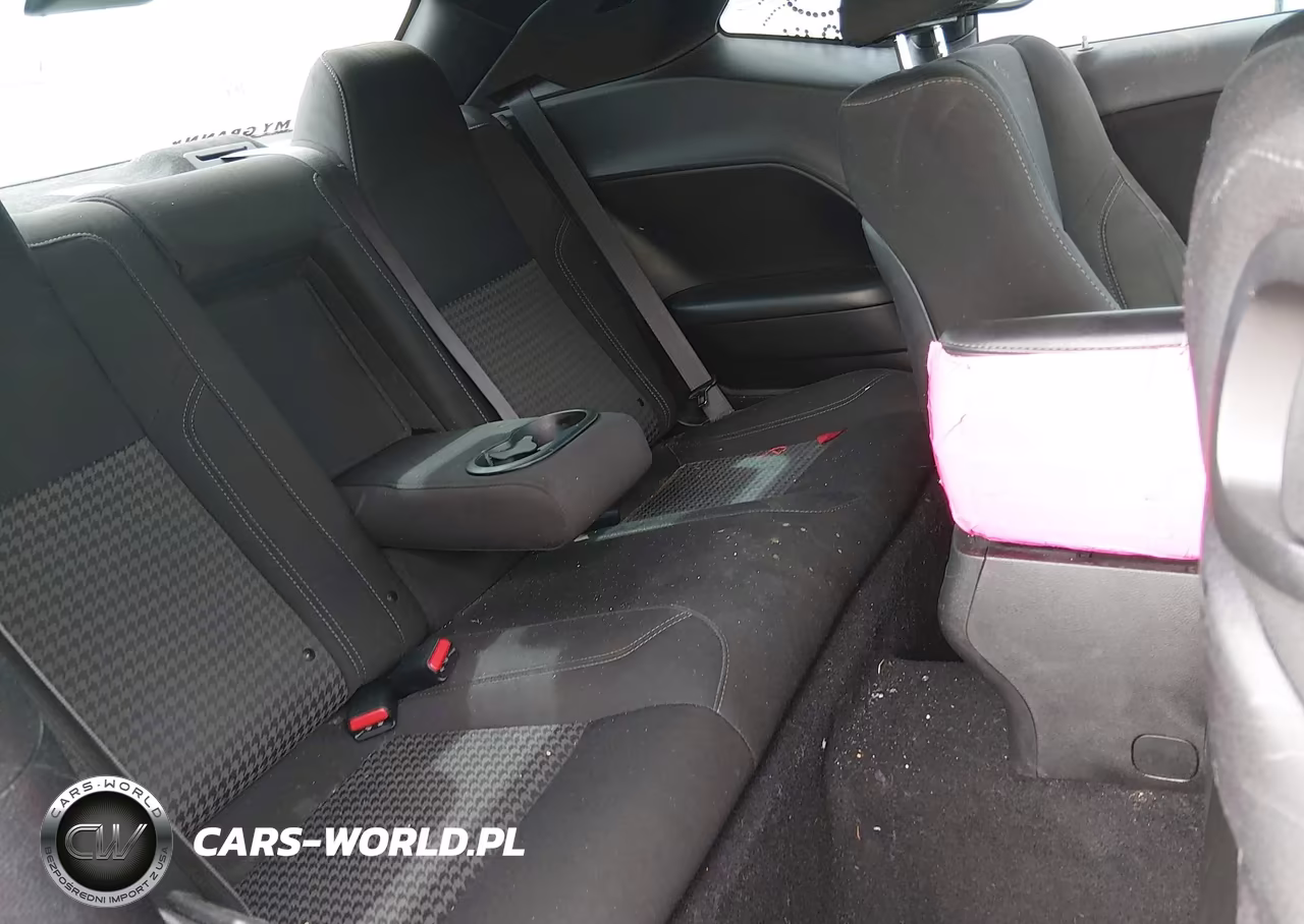 2019 Dodge Challenger Sxt VIN:2C3CDZAG8KH744580 - 8