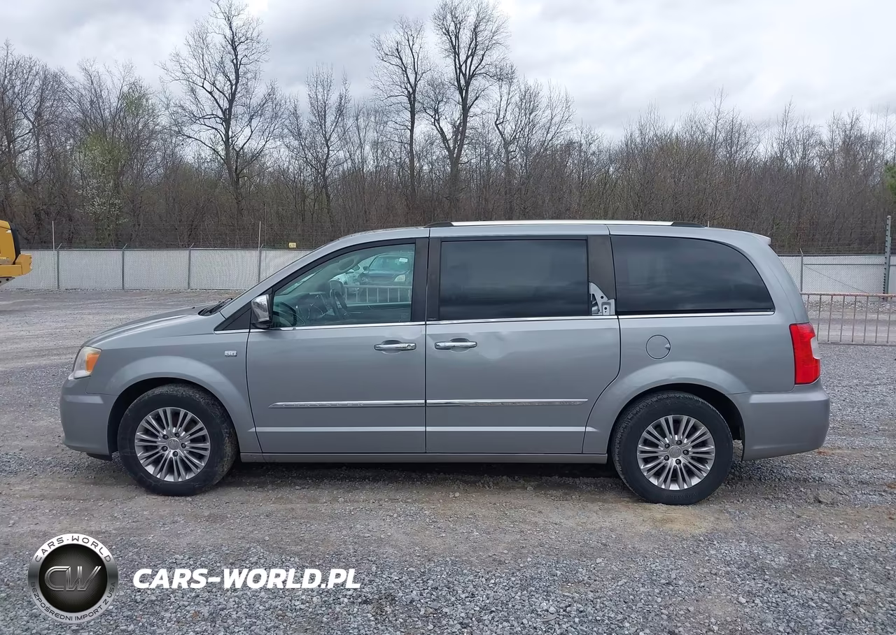 2014 Chrysler Town & Country Touring-L 30Th Anniversary VIN:2C4RC1CG3ER258782 - 14