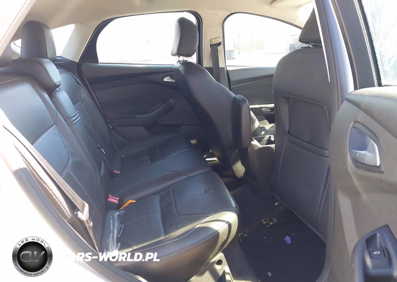 2016 Ford Focus Se VIN:1FADP3K26GL205558 - 8